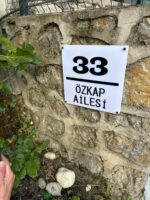 Kişiselleştirilmiş Akrilik İşletme Tabelası - Görsel 4